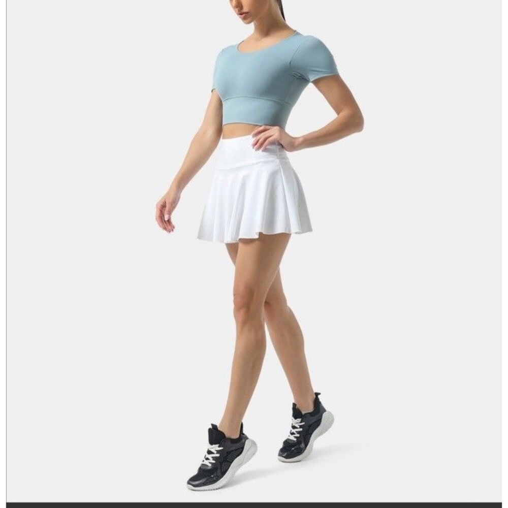 Halara 2-in-1 Cool Touch Pull-on Tennis Skirt High-waisted Built-in Shorts  NWOT